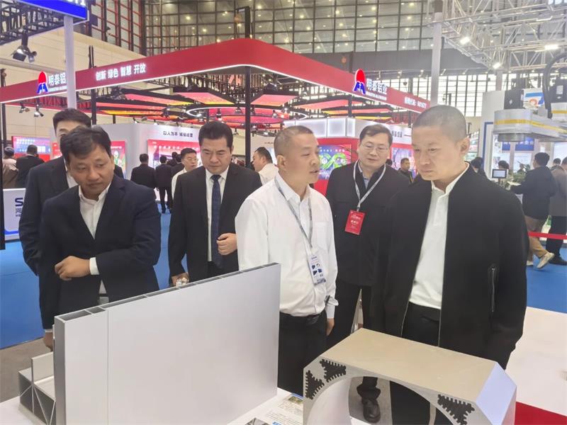 明泰铝业闪耀第三届中原（郑州）国际铝工业展览会